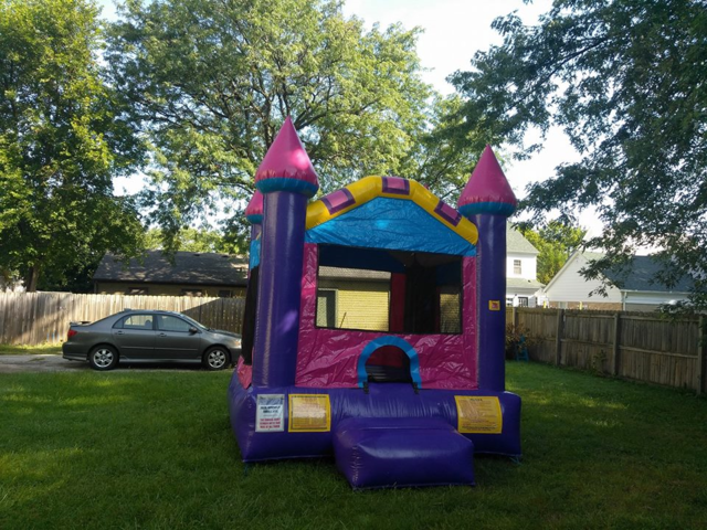 Medium Girl Castle Medium Girl Castle